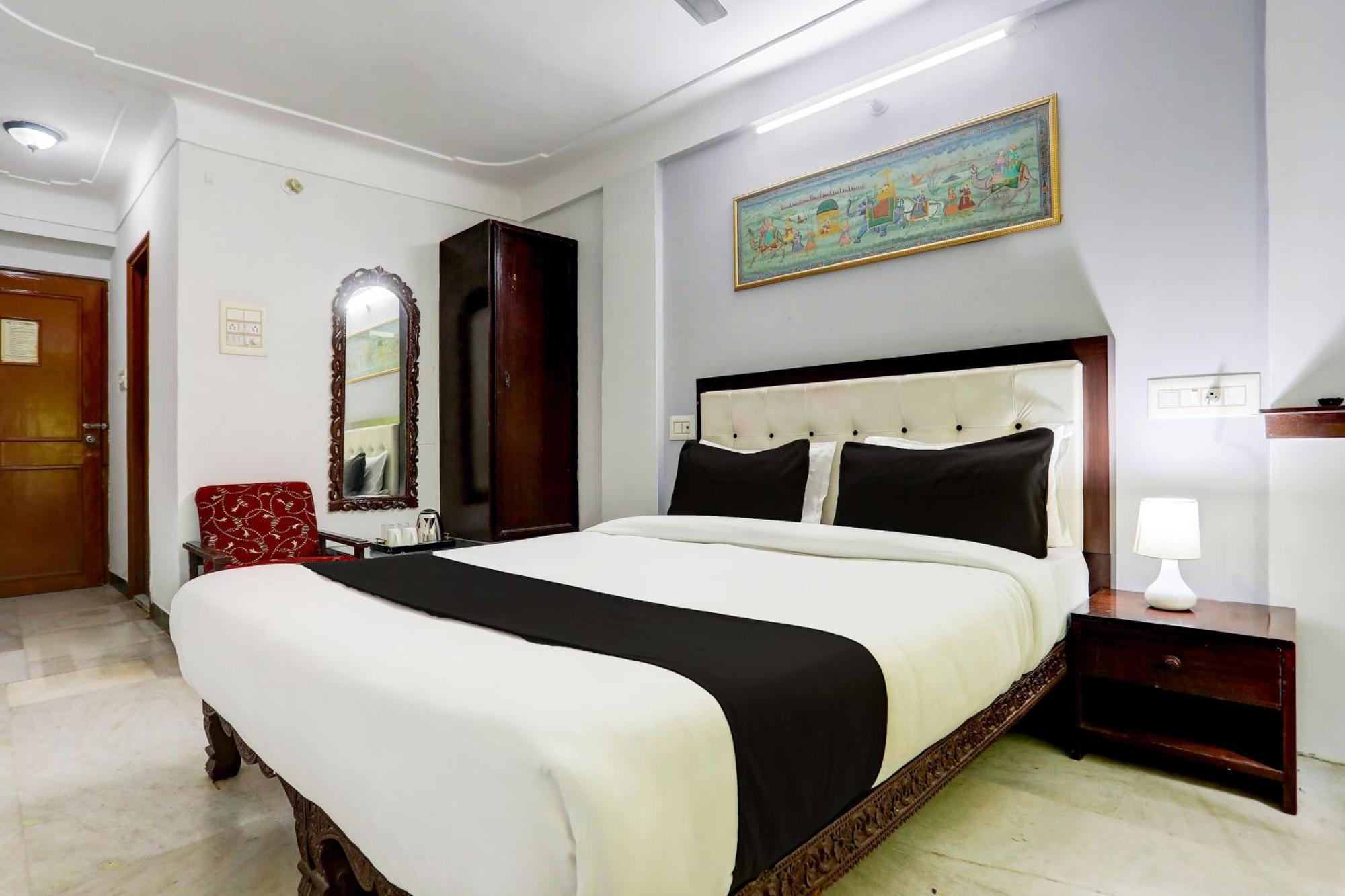 Super Collection O Lake Palace Road Udaipur Bagian luar foto